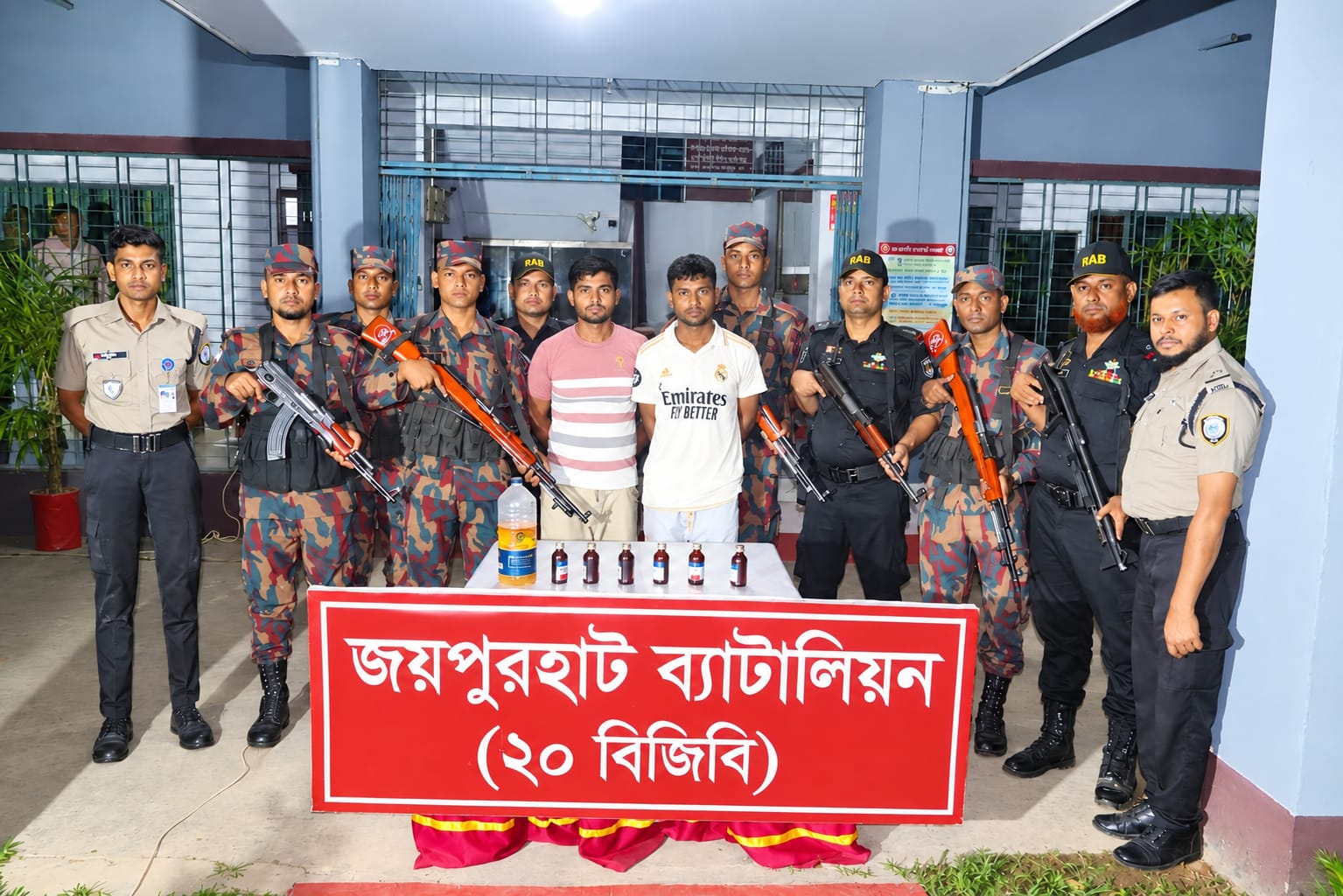 পাঁচবিবিতে যৌথ অভিযানে WIN CEREX সিরাপসহ দুইজন আটক