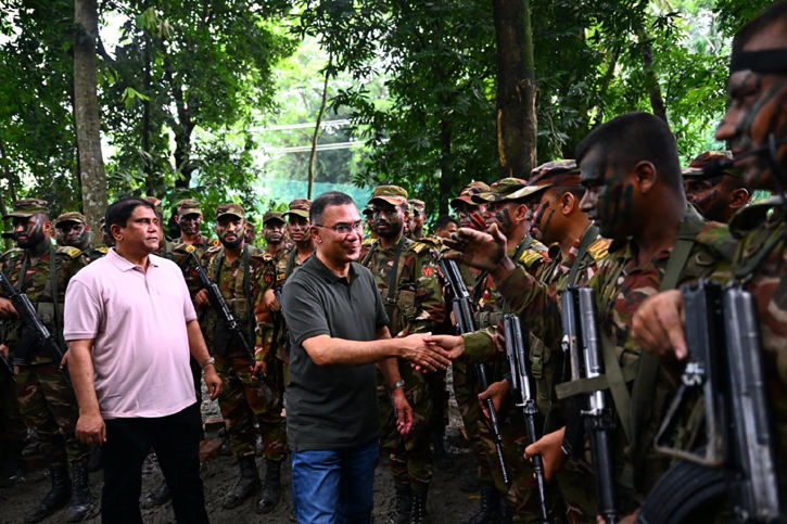 ‘বাংলাদেশ সেনাবাহিনী স্বাধীনতা ও সার্বভৌমত্বের প্রতীক, জনগণের আস্থার প্রতিষ্ঠান’