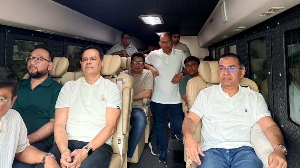 ফেনীর উদ্দেশে রওনা হয়েছেন প্রধানমন্ত্রী-বন্যা নিয়ন্ত্রণ প্রকল্প উদ্বোধনসহ থাকছে নানা কর্মসূচি