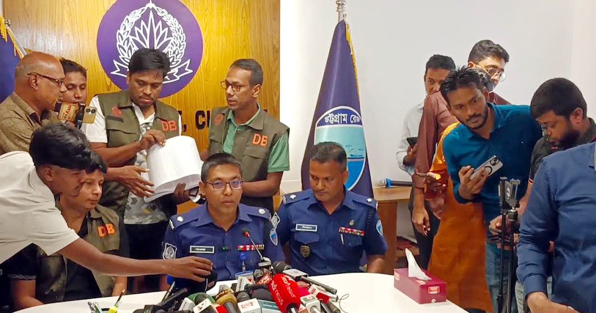 কুমিল্লায় স্কুলছাত্রী তাজমিন হত্যা: ধর্ষণের পর শ্বাসরোধে হত্যার অভিযোগ
