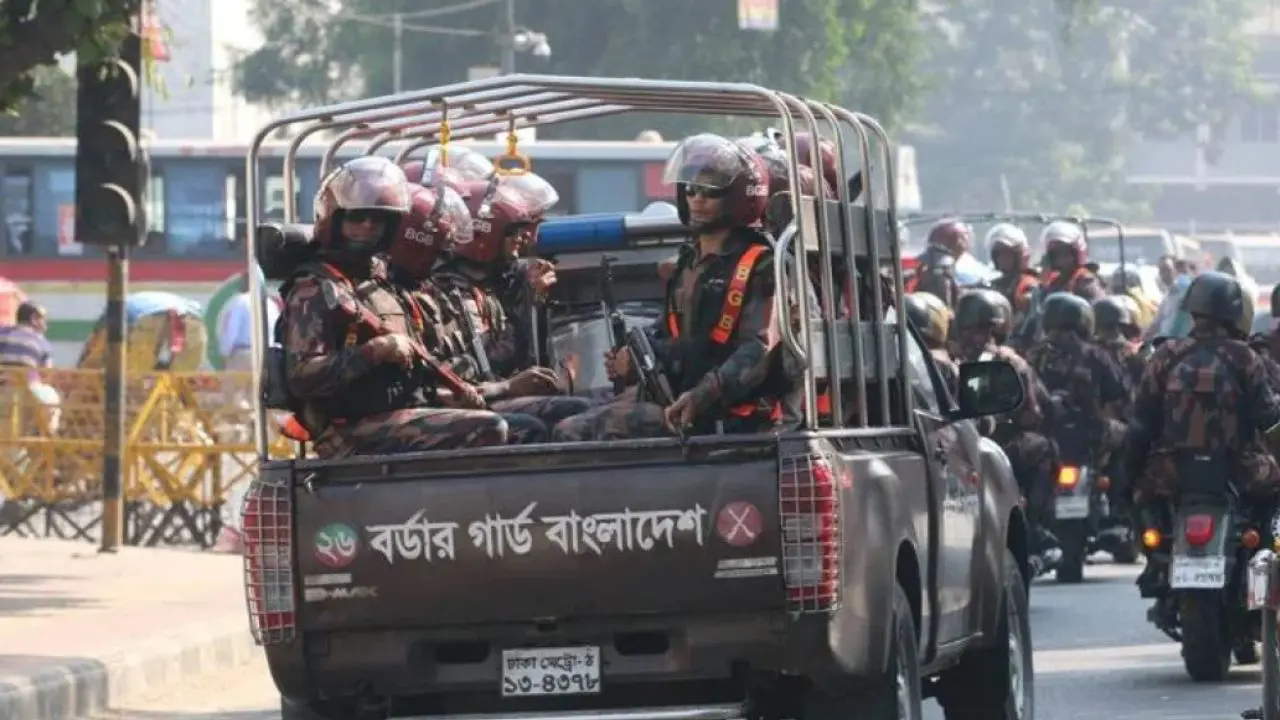 দুর্গাপূজায় ২ হাজার ৭২৭ মণ্ডপের নিরাপত্তায় ১০ হাজার বিজিবি সদস্য