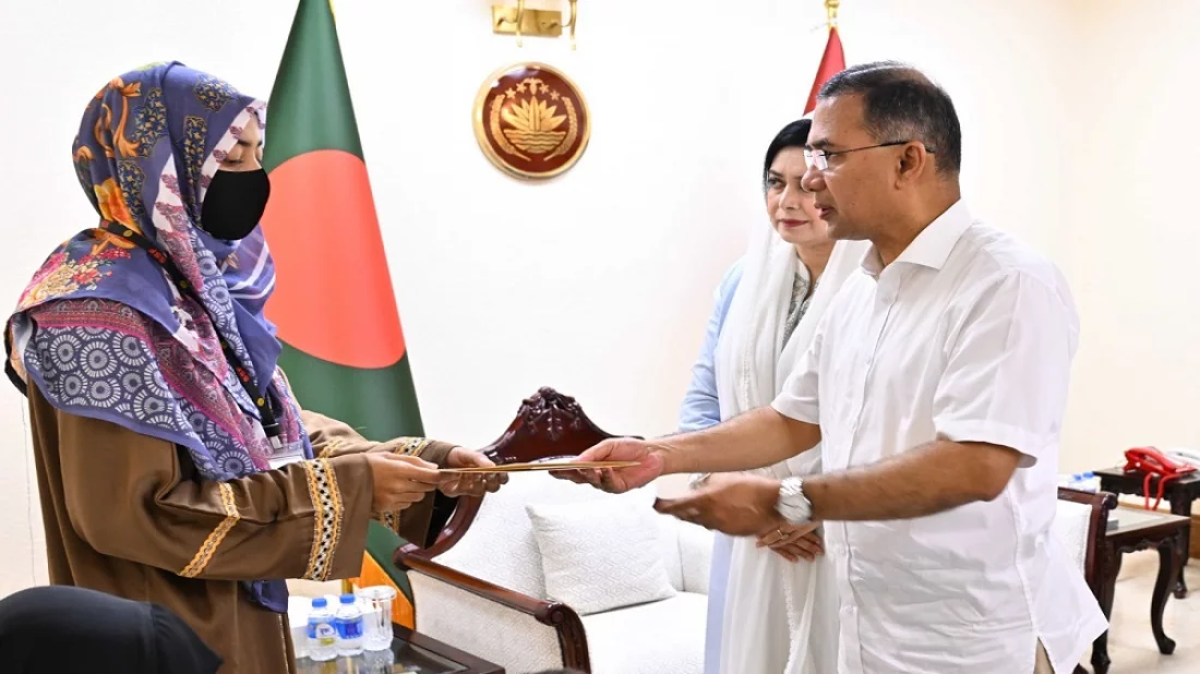 হাটহাজারী ফায়ারিং রেঞ্জে শহীদ দুই সেনাসদস্যের পরিবারের পাশে থাকবে সরকার: প্রধানমন্ত্রী