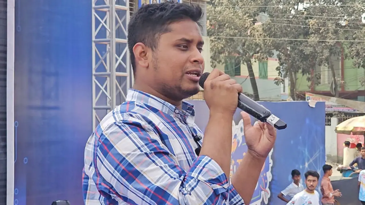 ‘ইশরাক ইস্যুতে বিএনপি অ্যাক্টিভিস্টরা বিপাকে’, হাসনাতের কটাক্ষ