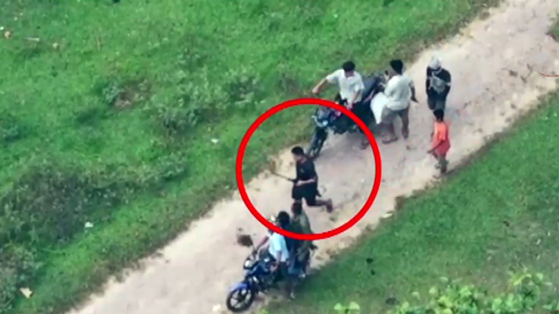 পাহাড়ে অস্ত্রের মহড়া, অবরোধে স্থবির সাজেকের পর্যটন