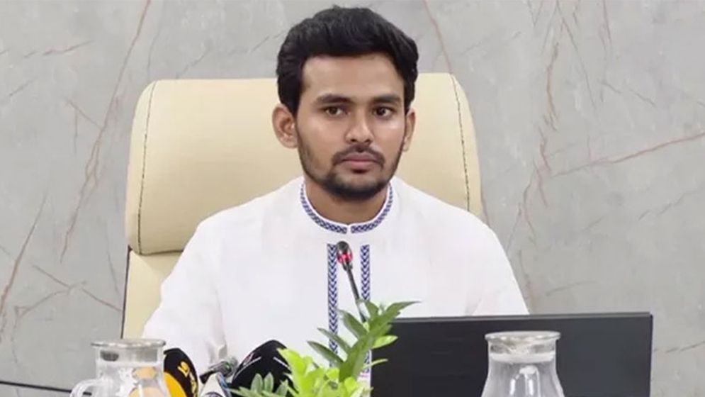 আসিফ মাহমুদসহ ৪ জনের বিরুদ্ধে অর্থ লেনদেনের প্রাথমিক প্রমাণ পেয়েছে দুদক