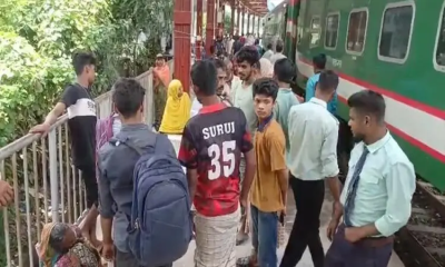 ঈশ্বরদী বাইপাস স্টেশনে ট্রেনের ছাদ থেকে কিশোরের মরদেহ উদ্ধার