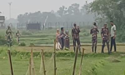 জয়পুরহাট সীমান্তে ফের পুশইনের চেষ্টা, গ্রামবাসী-বিজিবির বাধায় শূন্যরেখায় ৩ জন