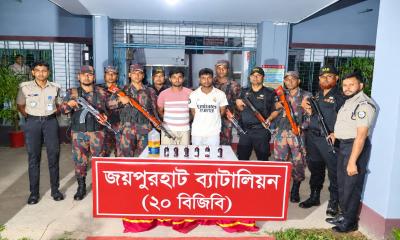 পাঁচবিবিতে যৌথ অভিযানে WIN CEREX সিরাপসহ দুইজন আটক
