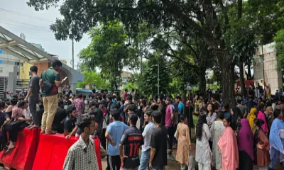 উপাচার্য পরিবর্তন ঠেকাতে চুয়েটে শিক্ষার্থীদের কমপ্লিট শাটডাউন