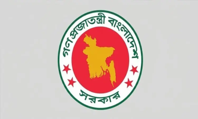 প্রশাসনের বিতর্কিত কর্মকাণ্ড ও সমালোচনা, চাপে সরকার