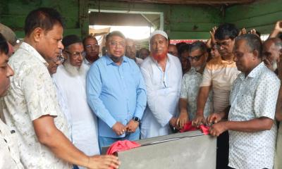 শতবছরের ঐতিহ্যবাহী পাঁচবিবি শিবমন্দিরে ছাদ ঢালাই কাজের উদ্বোধন