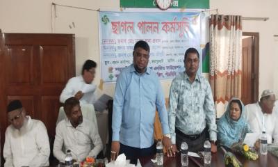 পাঁচবিবিতে দরিদ্র পরিবারের মাঝে 