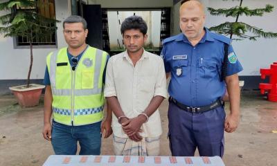 সাপাহারে ৫০০ পিস ট্যাপেন্টাডলসহ মাদক ব্যবসায়ী গ্রেপ্তার