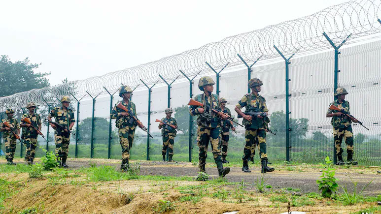 বাংলাদেশ সীমান্তের কাছে সন্দেহভাজন পাকিস্তানি নাগরিক আটক, আইএসআই-যোগের অভিযোগে তদন্ত