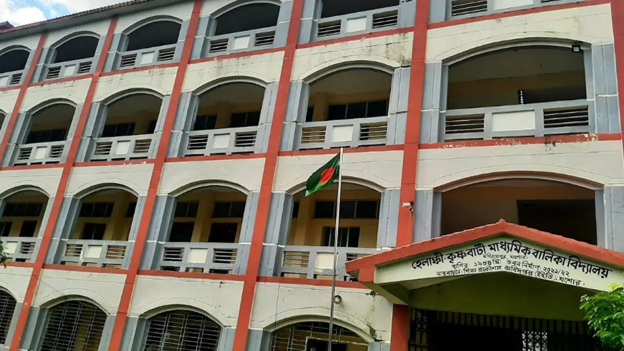 তিন কোটি টাকার ভবন, শিক্ষার্থী ৩০-এরও কম; এসএসসিতে শতভাগ ফেল মণিরামপুরের ৭ প্রতিষ্ঠানে