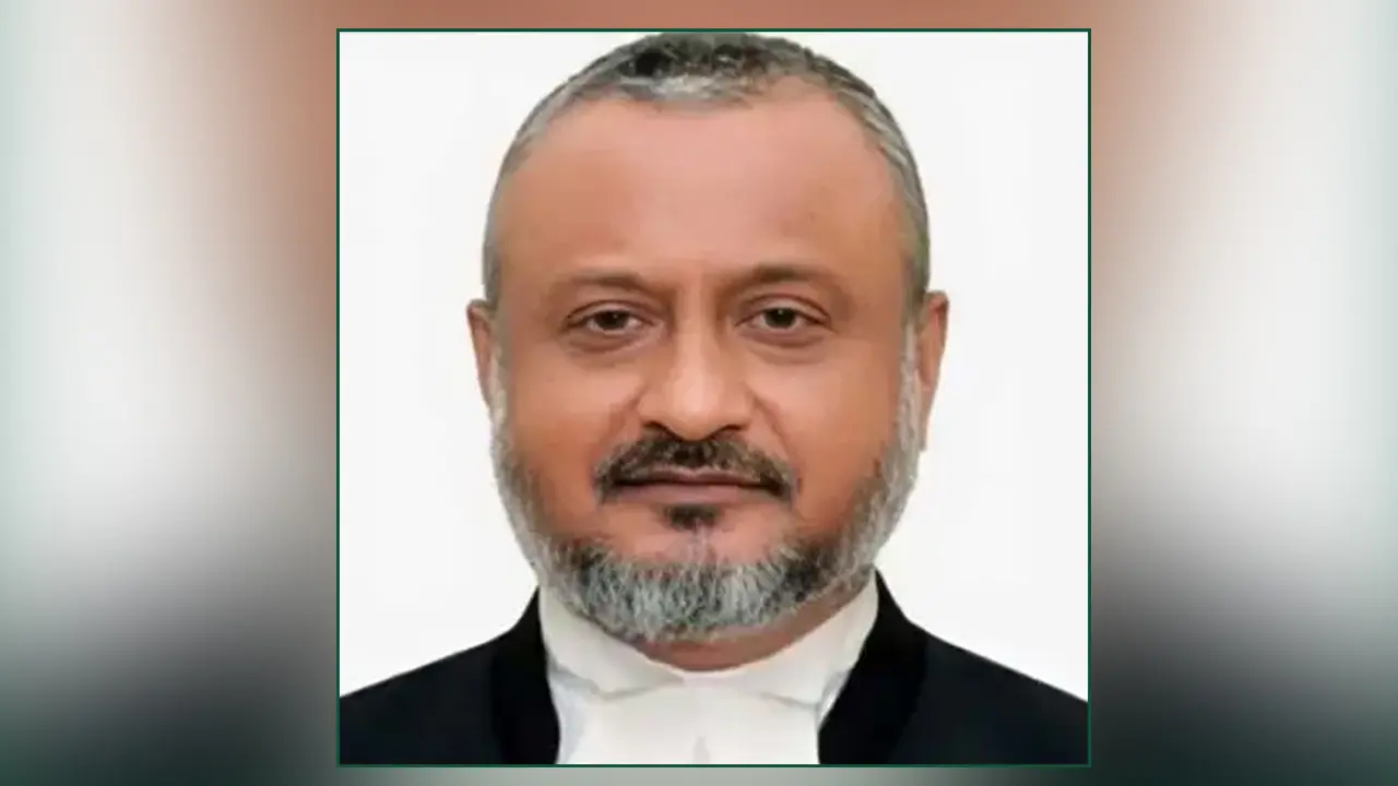 সাপাহারের কৃতী সন্তান সাবেক বিচারপতি এ কে এম আসাদুজ্জামান দুদকের নতুন চেয়ারম্যান